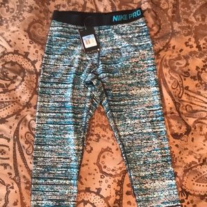 Women’s Nike Pro Dri-Fit Leggings